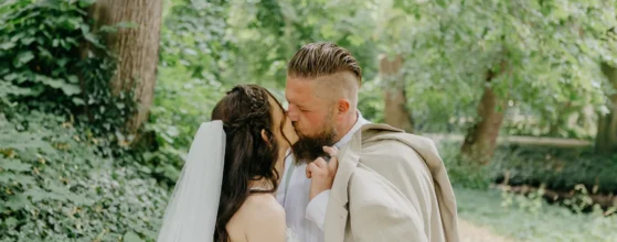 Was kostet ein Hochzeitsfotograf in Radeberg Hochzeitsfotos am Wasserschloss Coppenbrügge bei Hameln