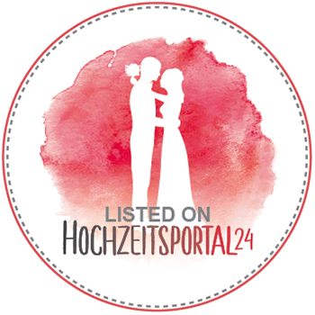 Listed on Hochzeitsportal24 Eure Lovestory in Foto und Film Hochzeitsfotograf Dresden - Mittagsfoto - Authentische Hochzeitsreportagen